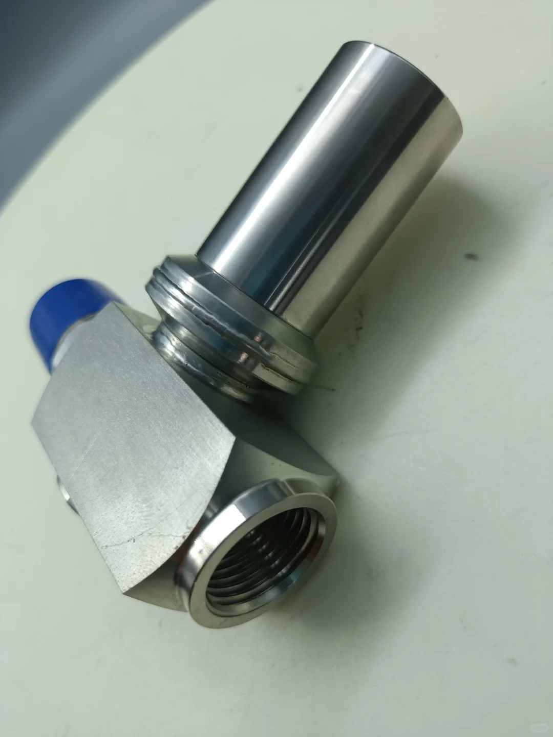 压力控制阀是用来做什么的呢？？