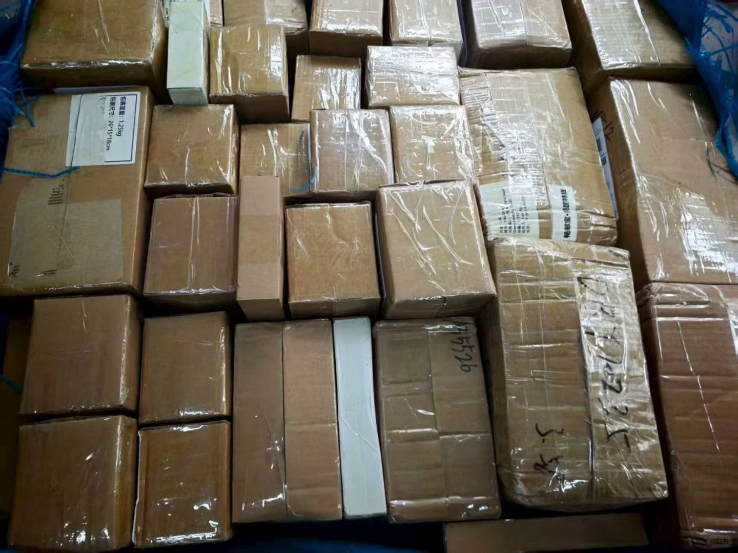 全球各类化工药多肽冻干粉出口物流