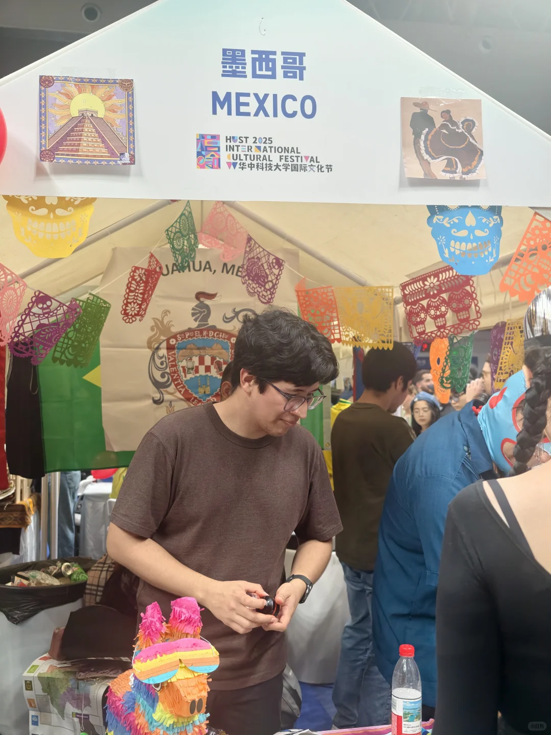 在武汉：一下午去了50多个国家