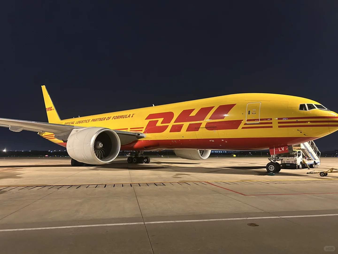 DHL全货机