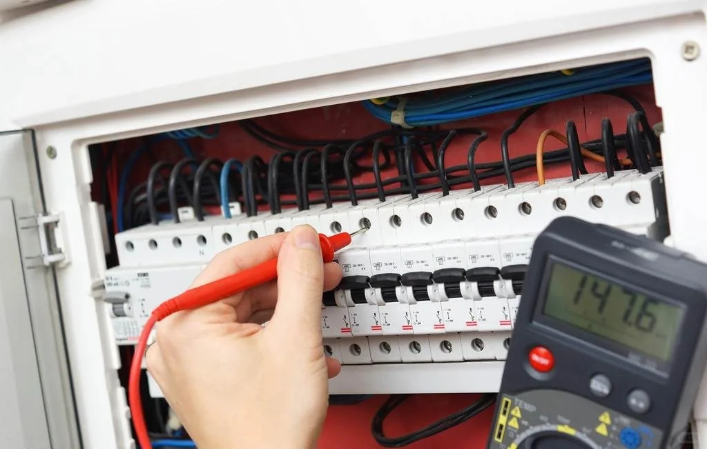 专业家庭电路维修