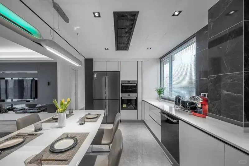 中筑世家全屋宅配：享受科技与艺术的融合