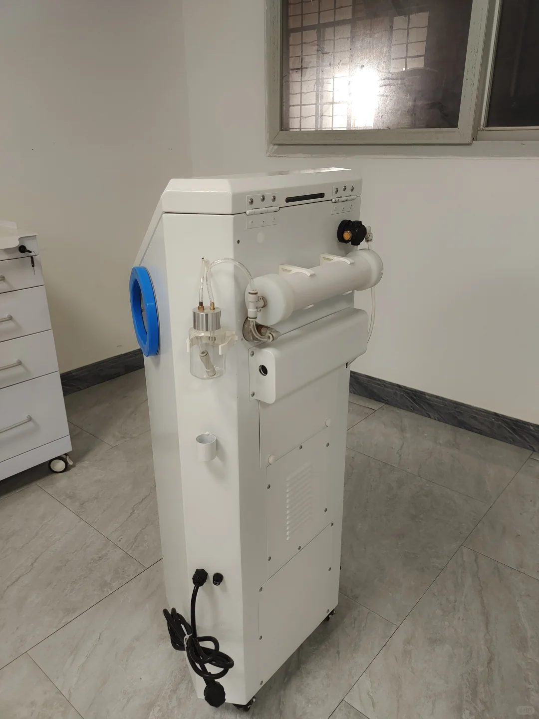 牙科技工台｜可移动防尘喷砂机打磨机一体