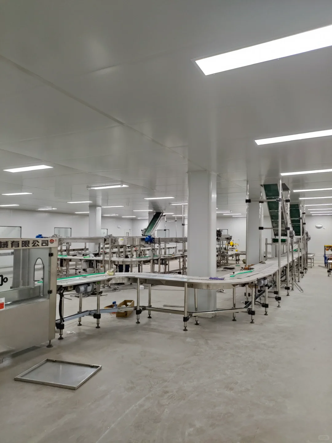食品厂打造无尘车间！