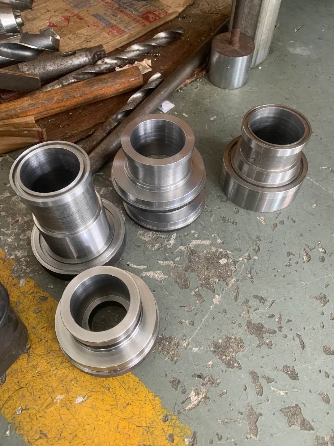 机械加工车床零件加工