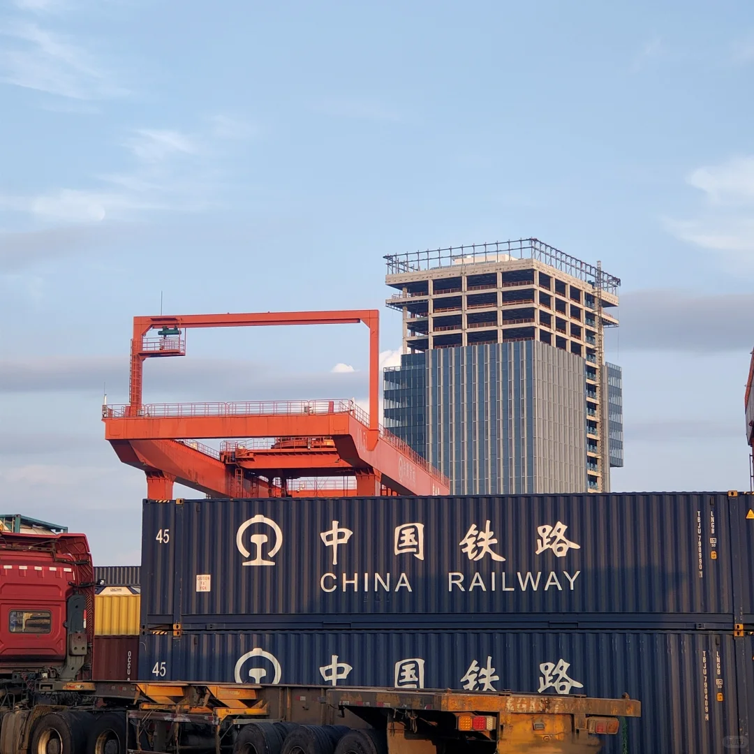 为什么现在货运都喜欢走铁路了?
