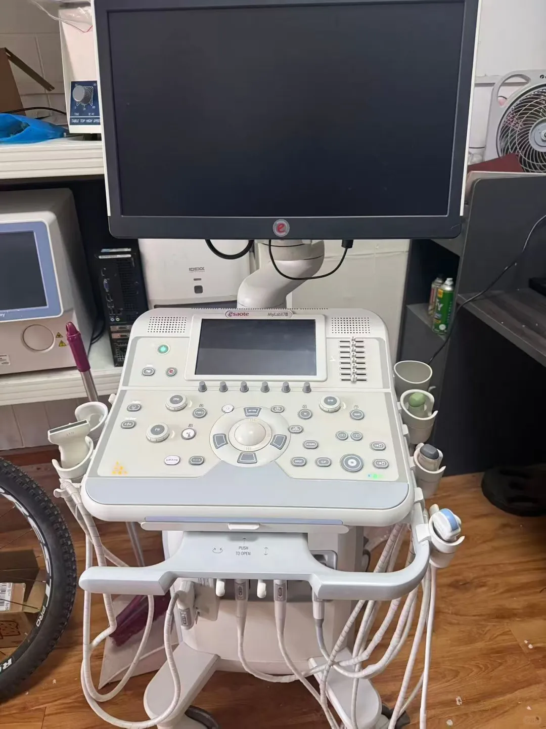 新上架！百盛x7 四探头心脏彩超，