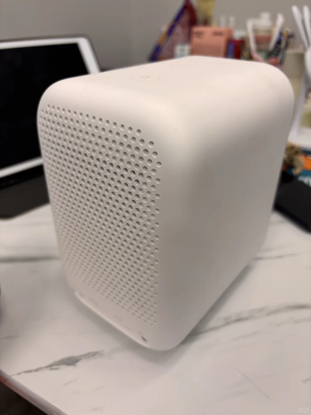 出投影仪 冬天躺着追剧必备