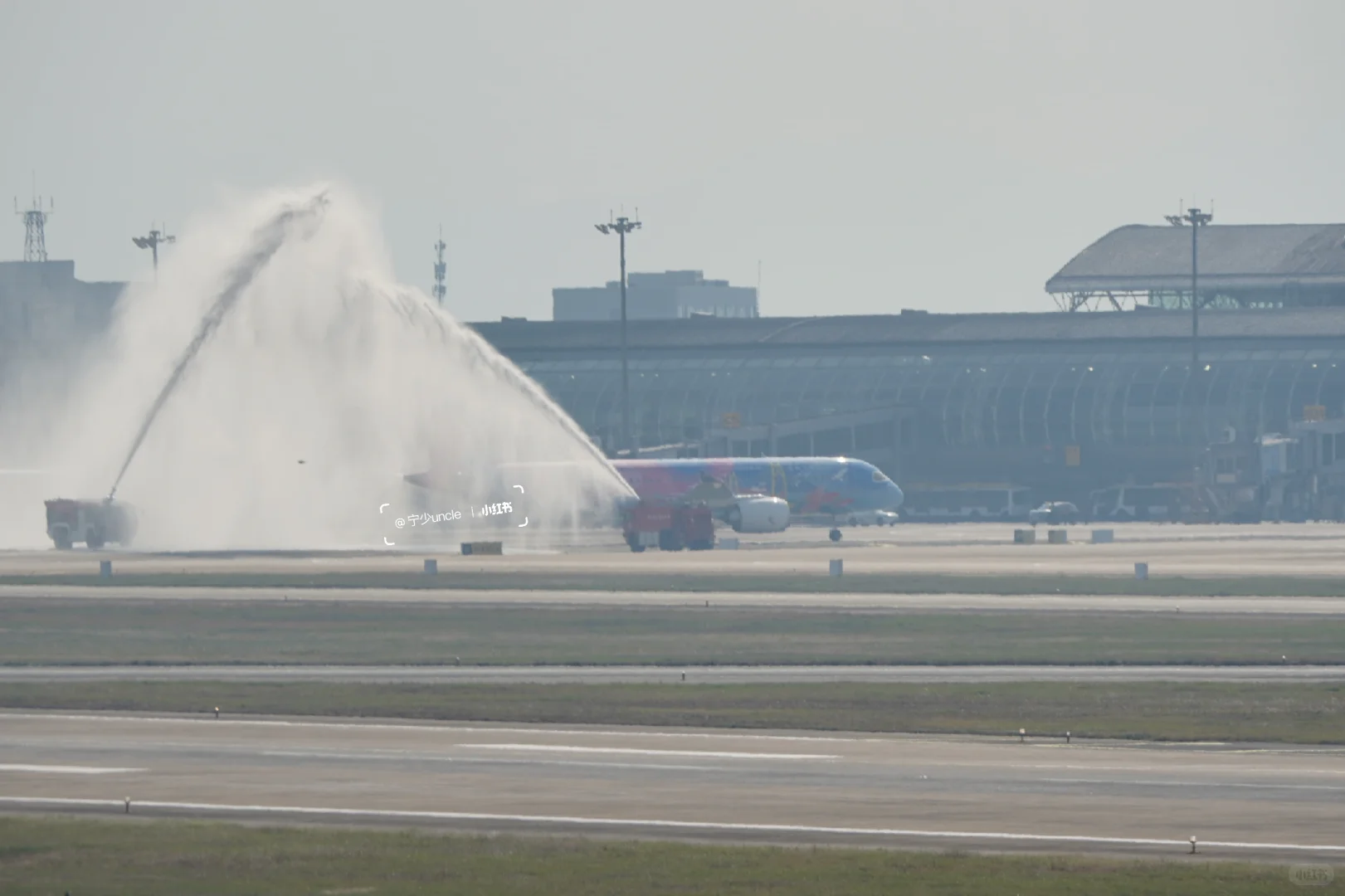 C919正式落地宁波栎社