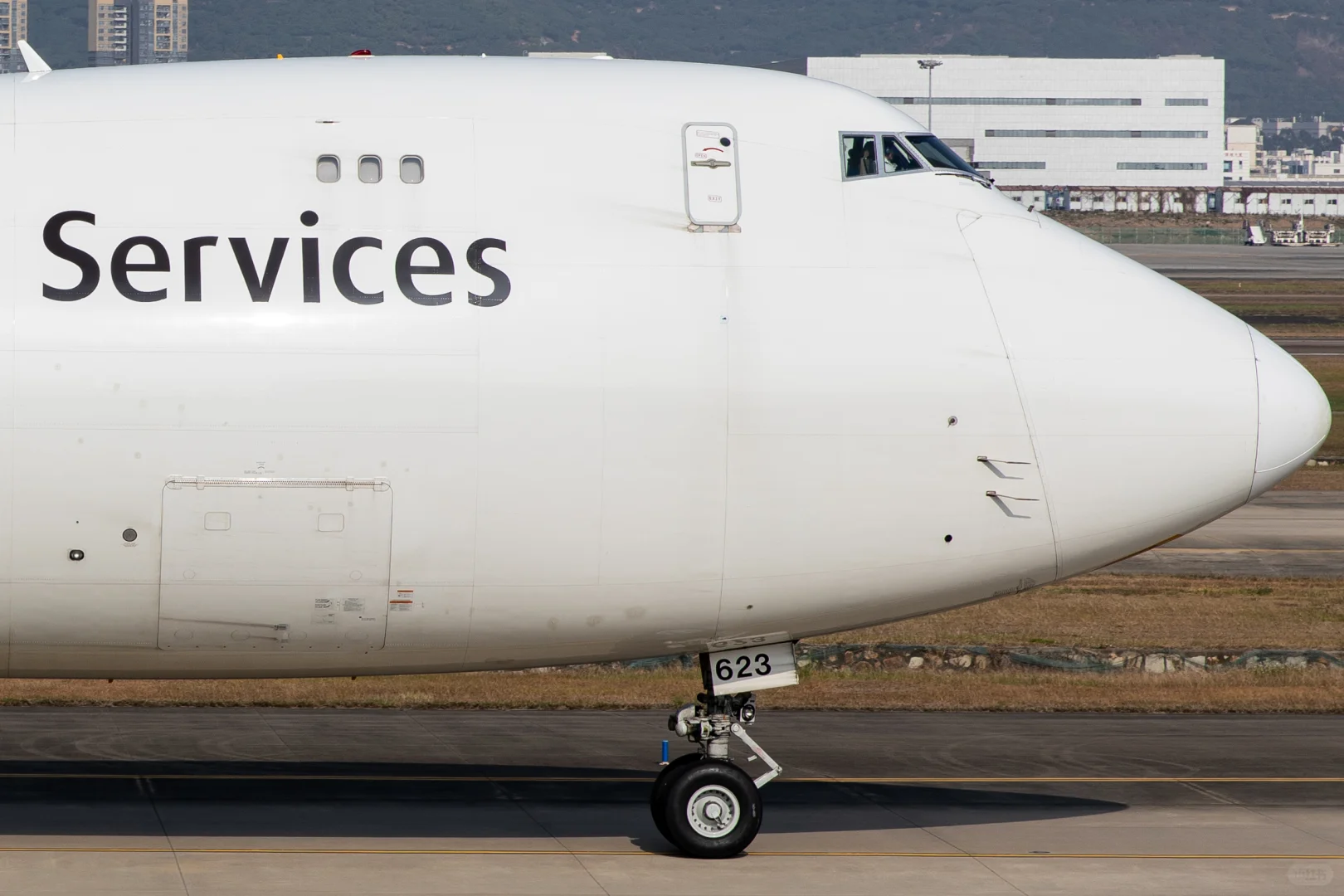 UPS747货机滑行