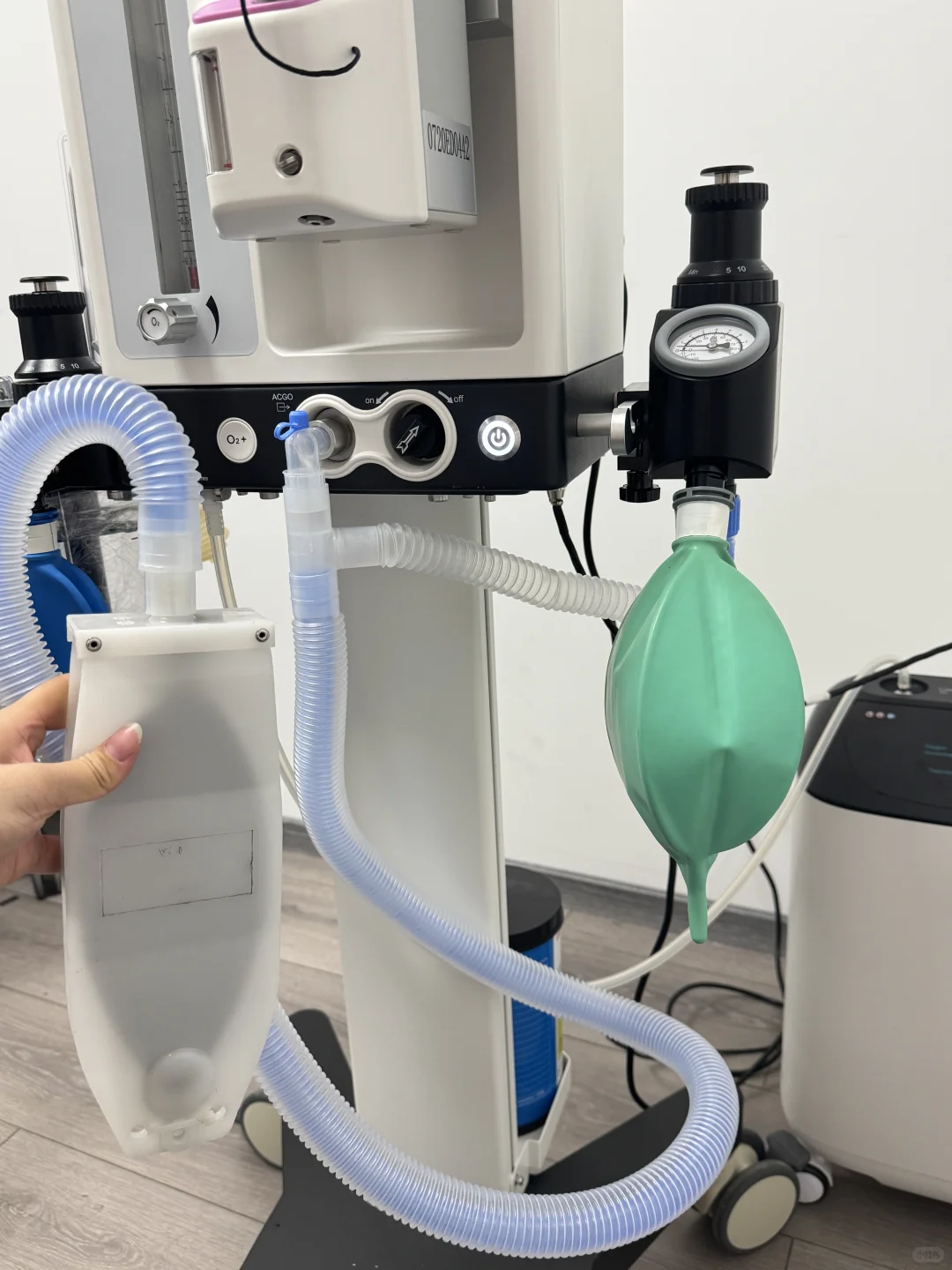 你的麻醉机呼吸回路带加热功能吗？