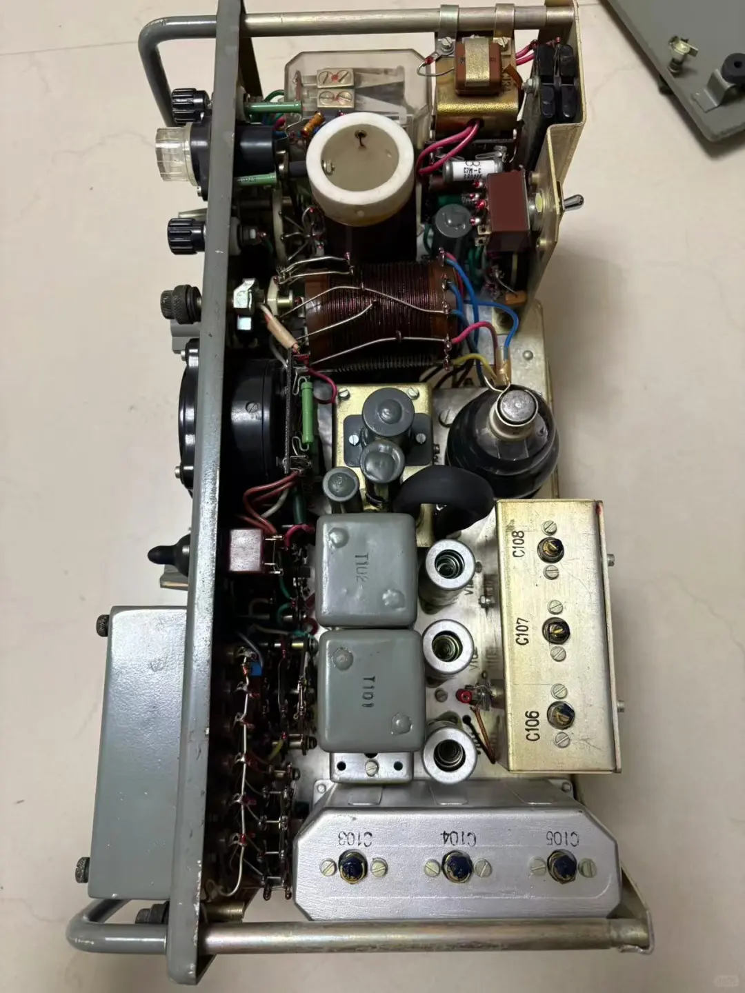 雅 俗 共 赏、雅 俗 共 赏、