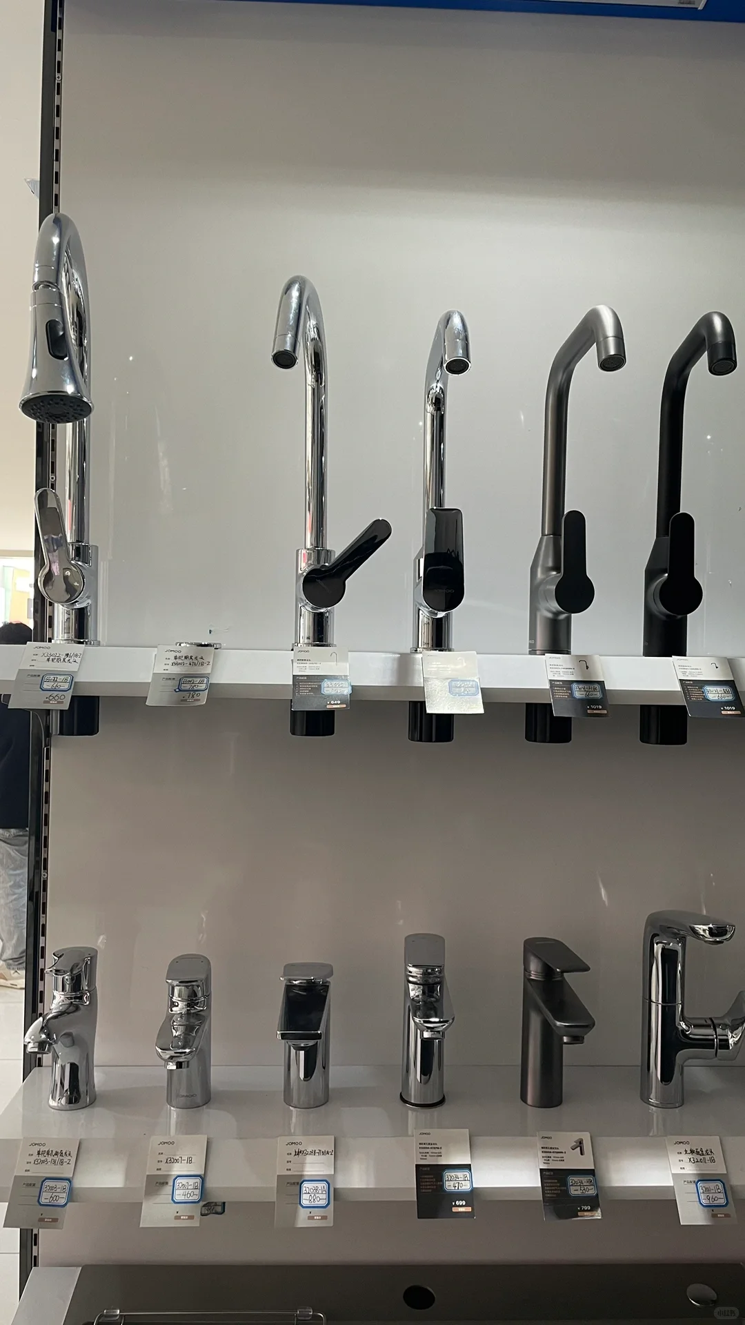 装修买卫浴厨电来大港建材市场！