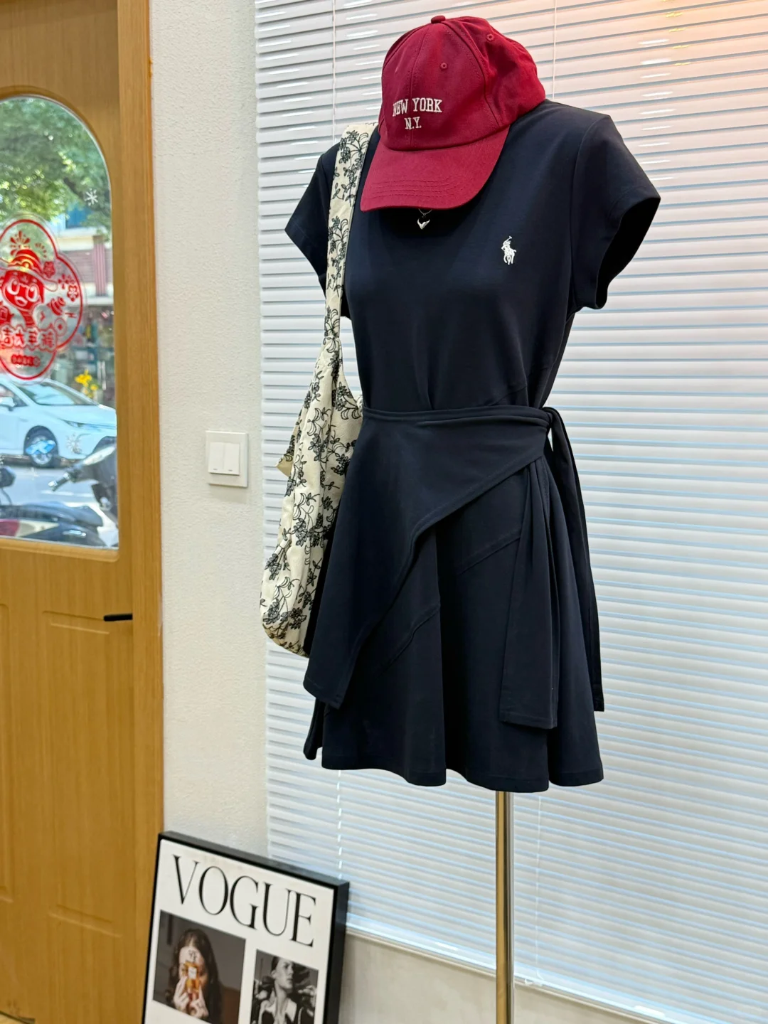 不会还有人以为开服装店很简单吧！