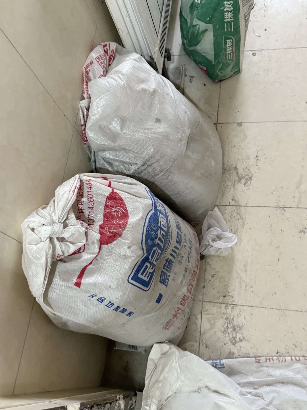 济南装修没用完的黄沙水泥便宜处理