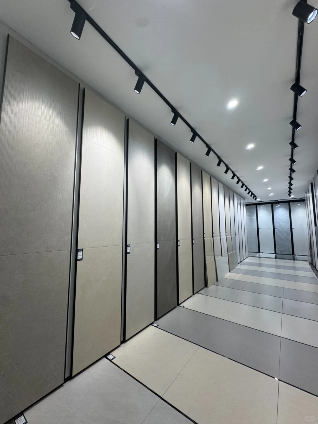 墙裂推荐✨这个瓷砖宝藏展厅，逛到不想走