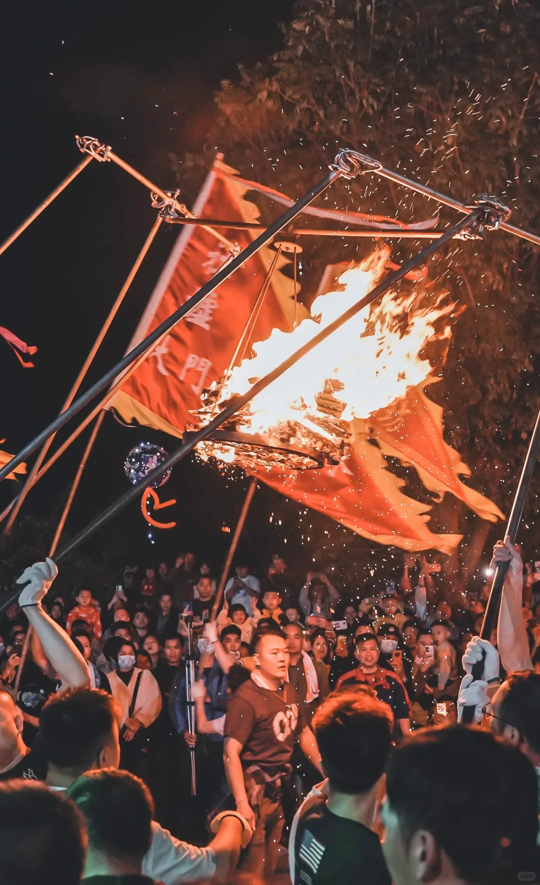 广东新兴非遗“舞火捞”