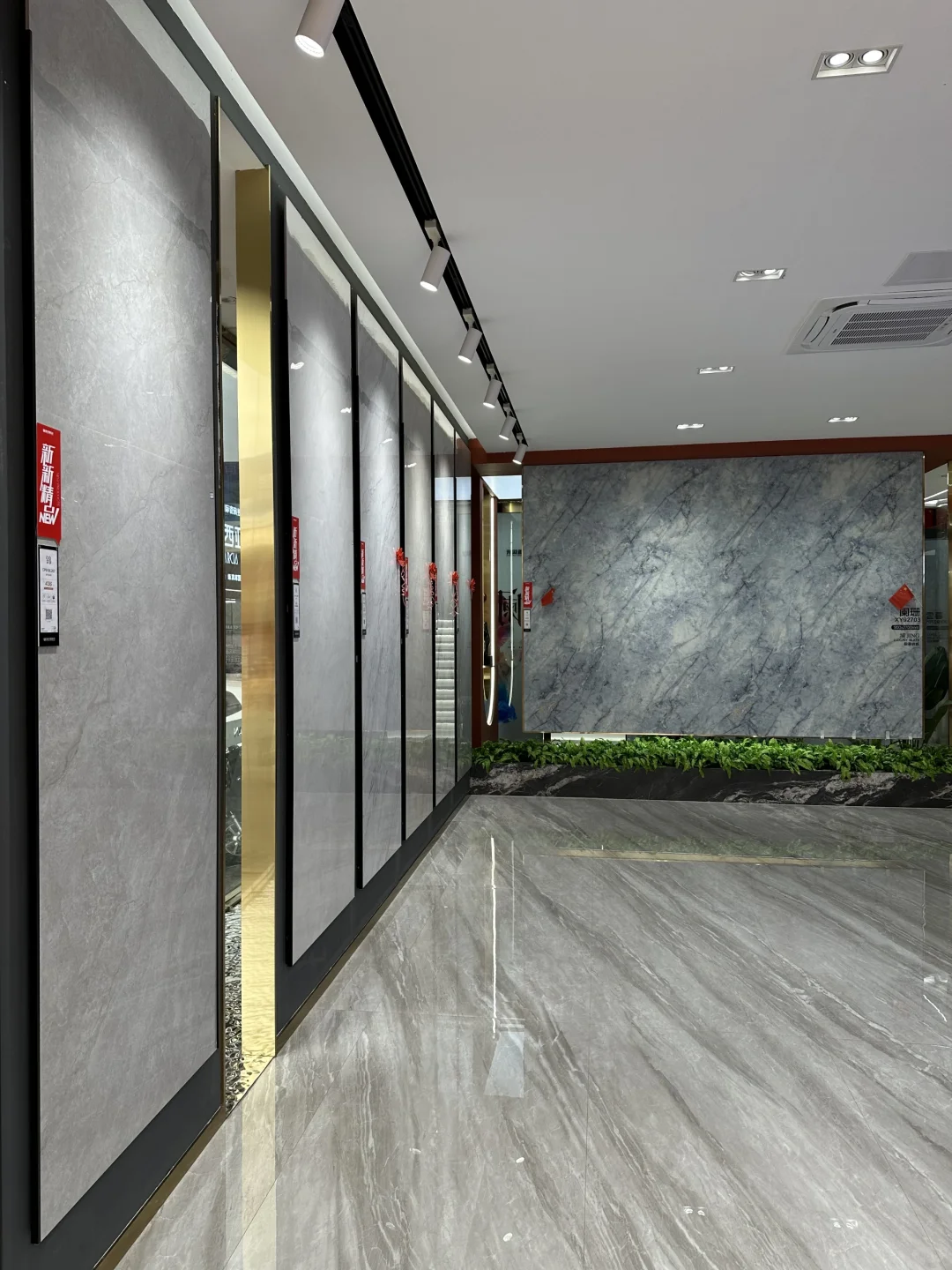 ?揭秘！快环建材市场的瓷砖宝藏地！