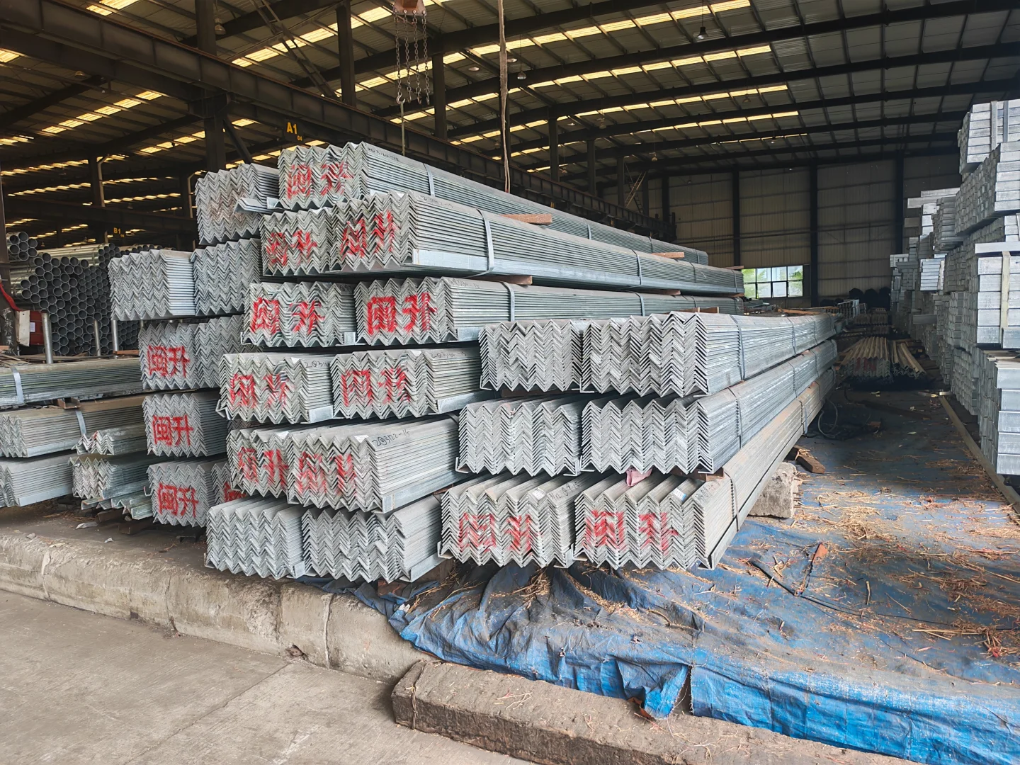 重生之我在成都做钢材批发商