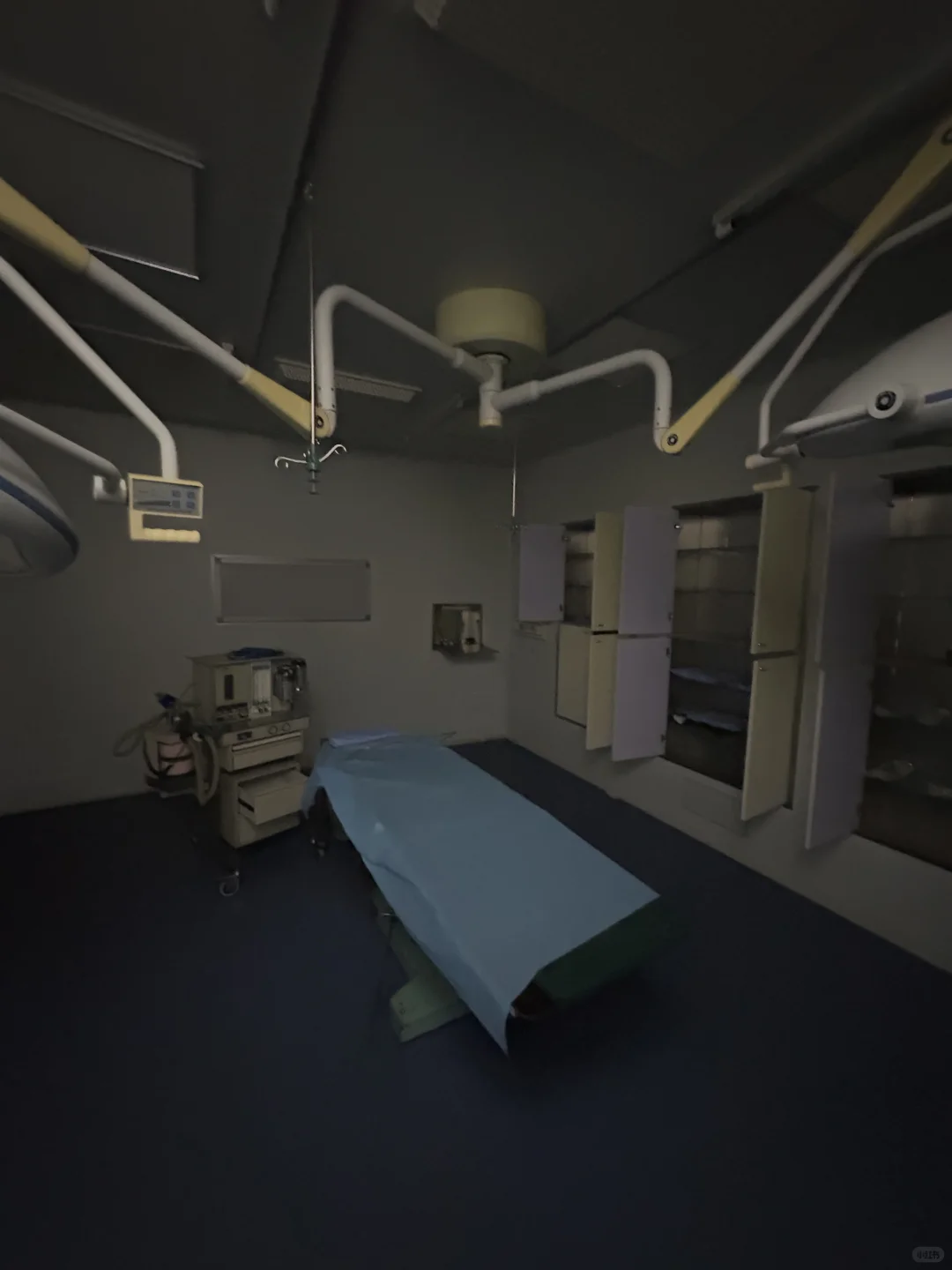 废弃医院里 最恐怖的竟然是。。。