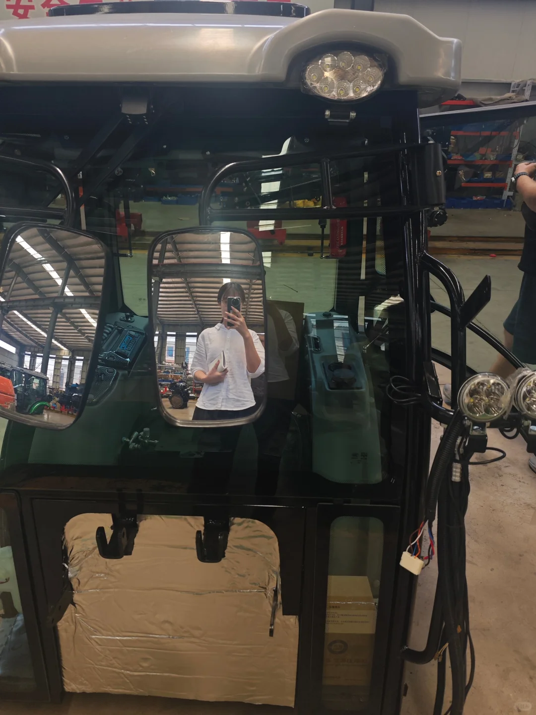 潍坊拖拉机看厂翻译的一天