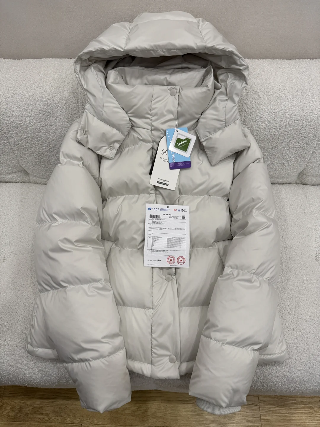 一家把质检报告放在衣服里的羽绒服厂家
