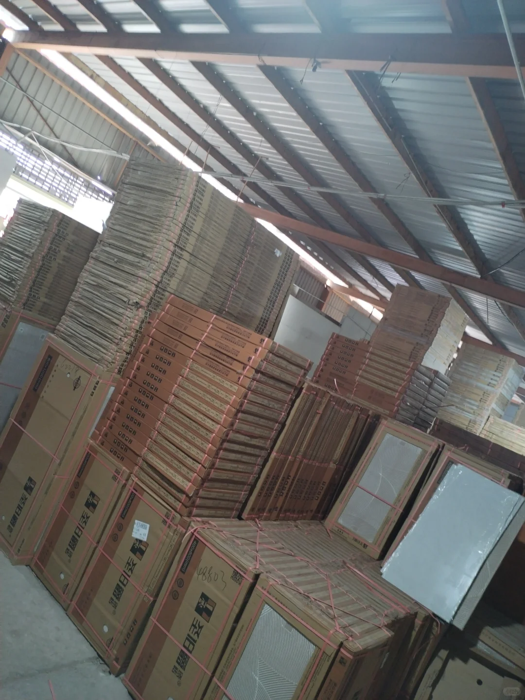 武汉汉西瓷砖批发，保证广东生产性价比贼高