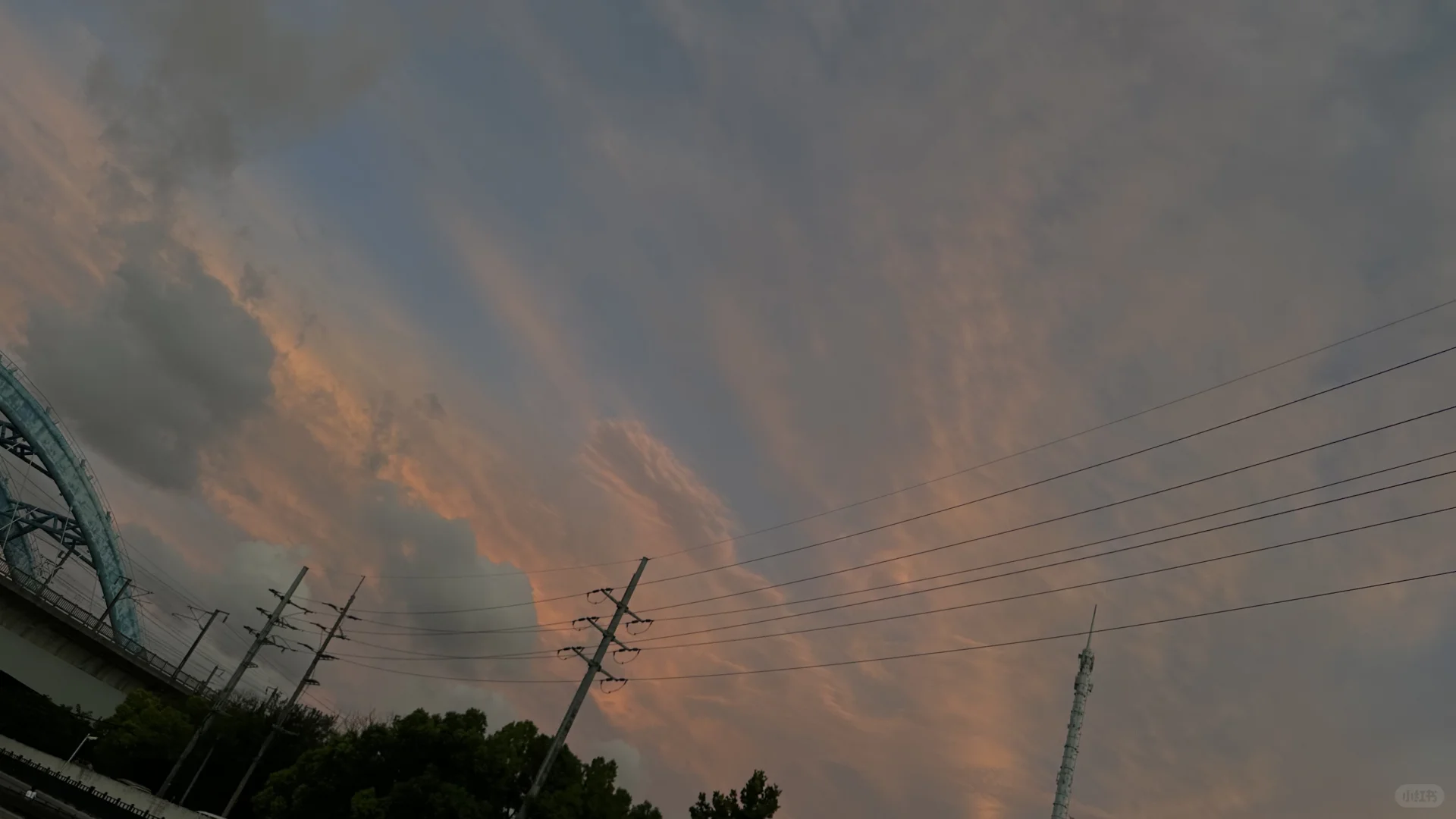 是谁在aaa建材批发市场拍片儿☁️?