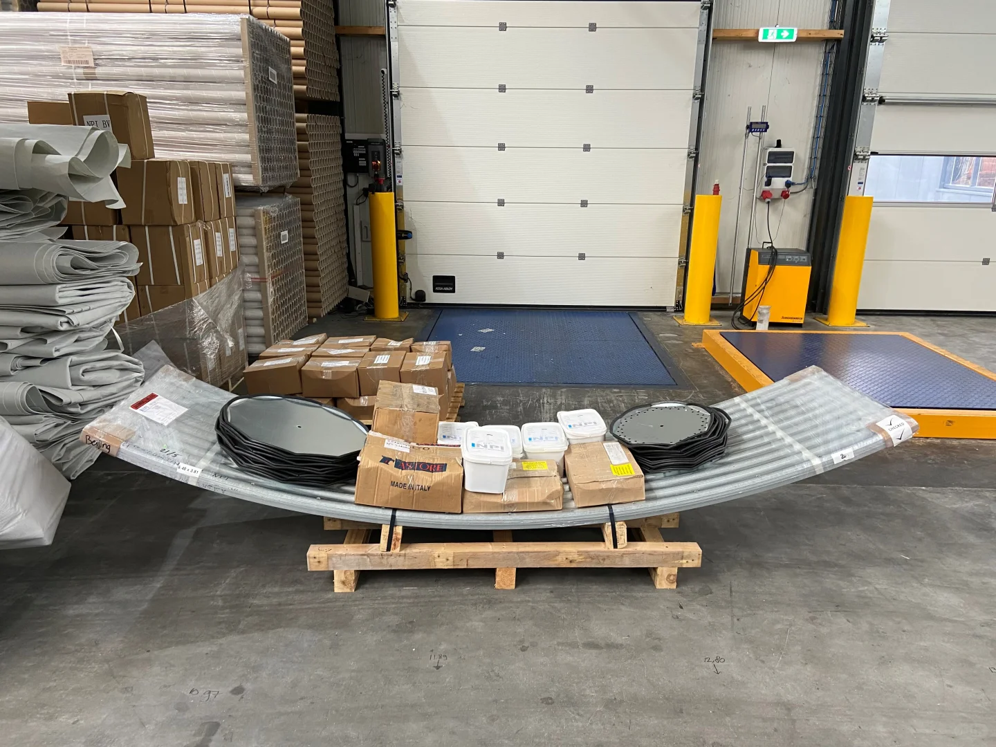 荷兰进口温室波纹水罐