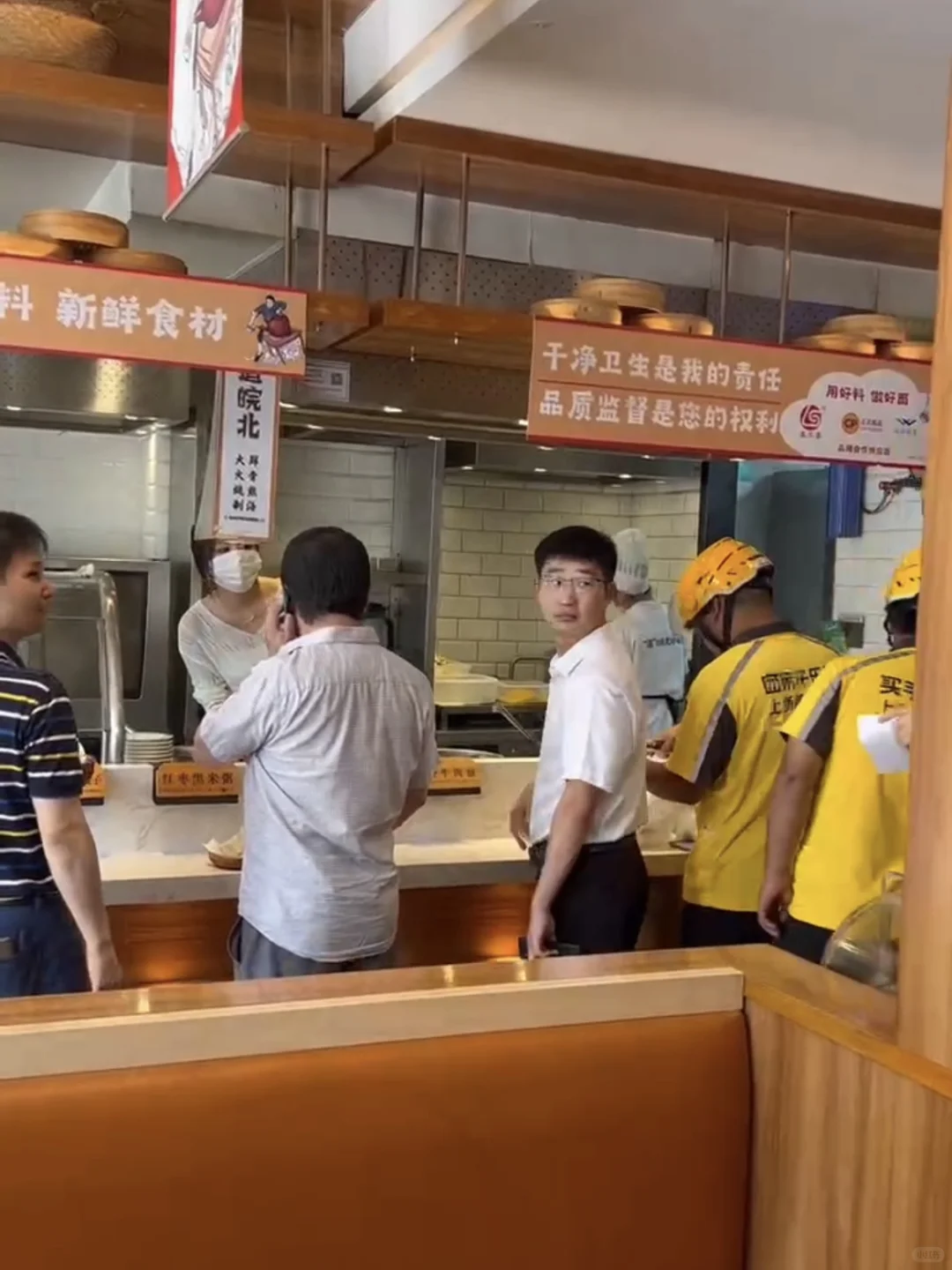 逆向思维的人? 开面馆有多赚?