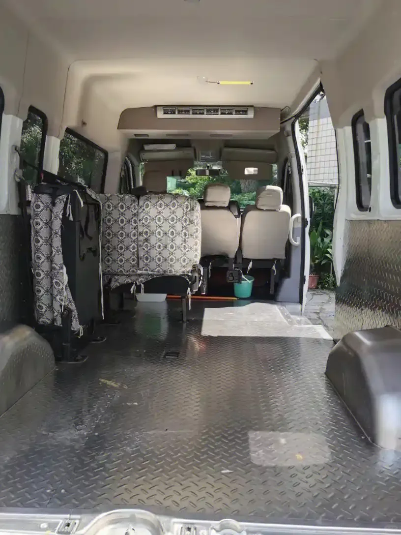 吕梁宠物托运运输-宠物单独空运陆运