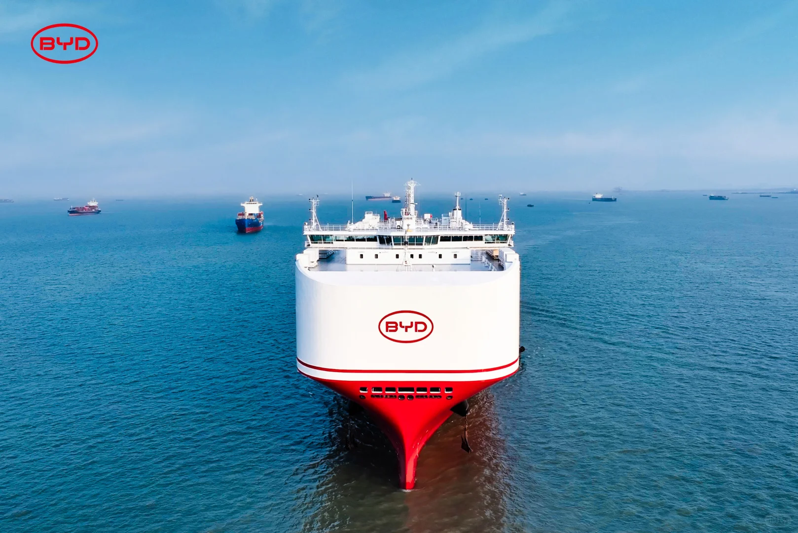 全球最大汽车运输船“深圳号”开启远航