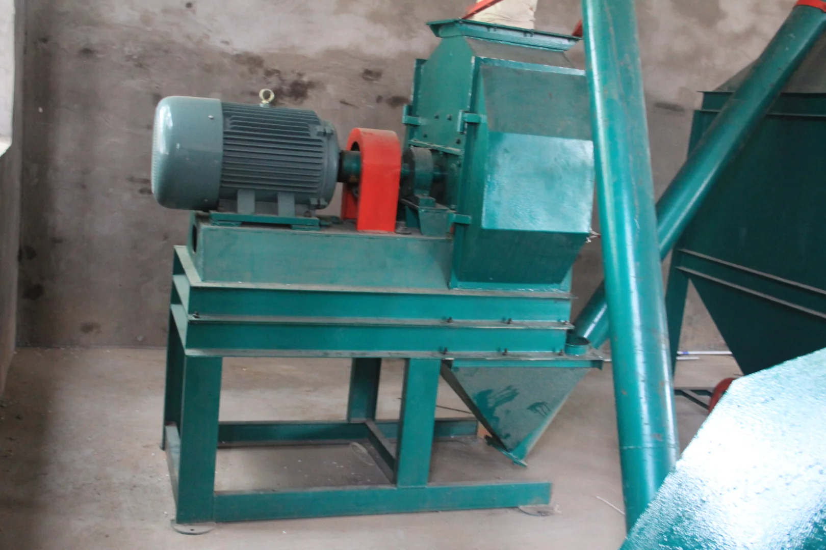 加工饲料设备多少钱