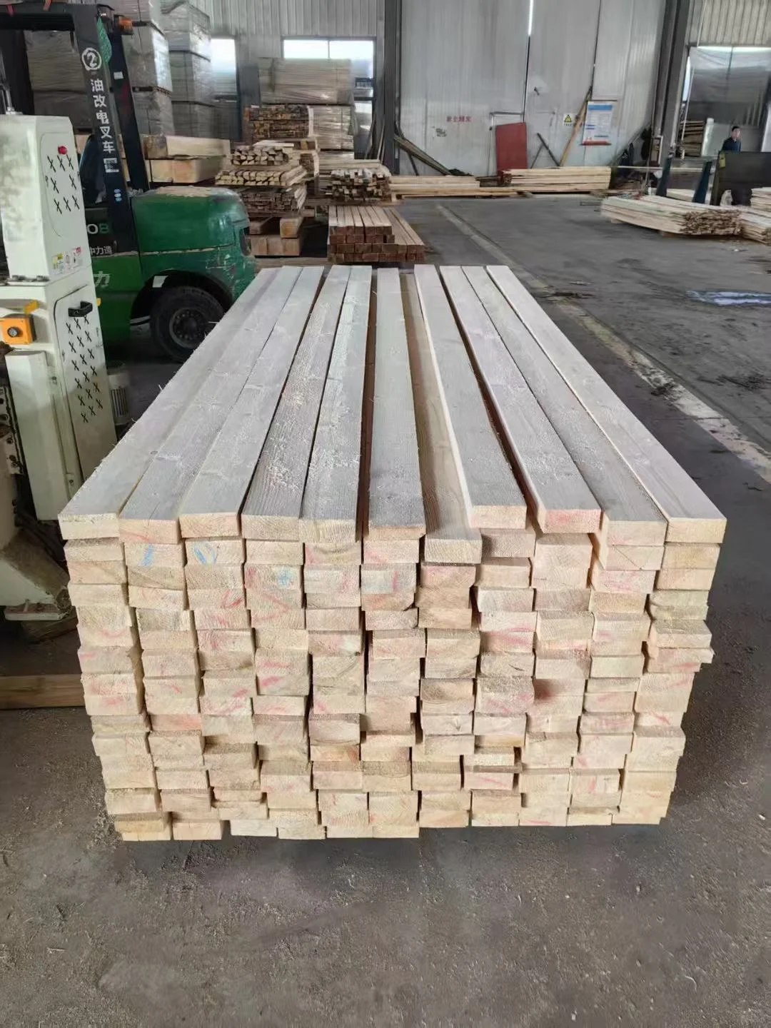 刚发走3车！工程木方现货在仓整车直送