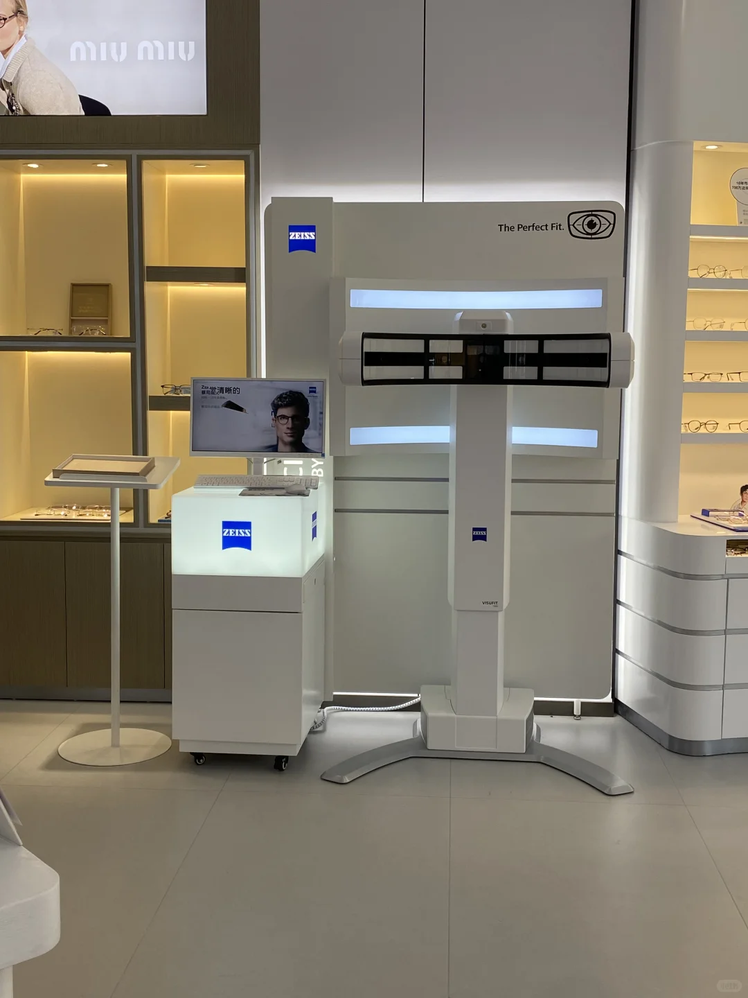 上班哪有不疯！！