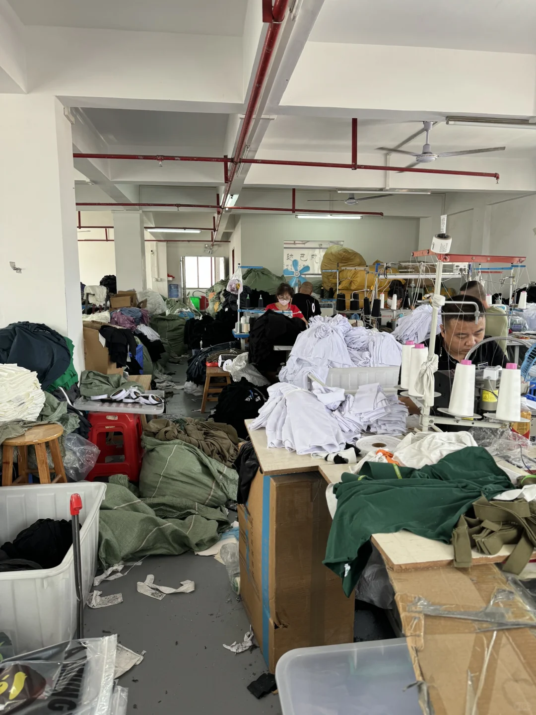 广州专做潮牌的服装加工厂,50件小单可做