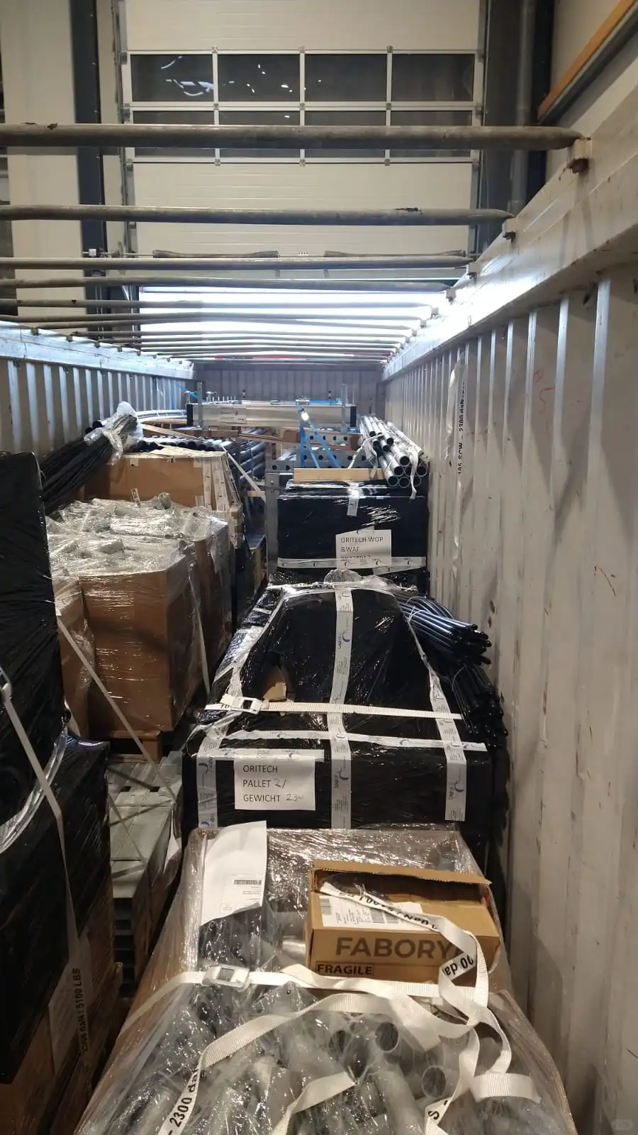 荷兰进口温室项目资材 装柜图 开顶箱