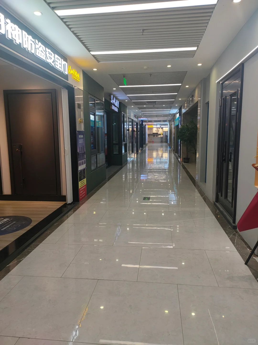 安静的可怕，全国建材商场都这样吗？