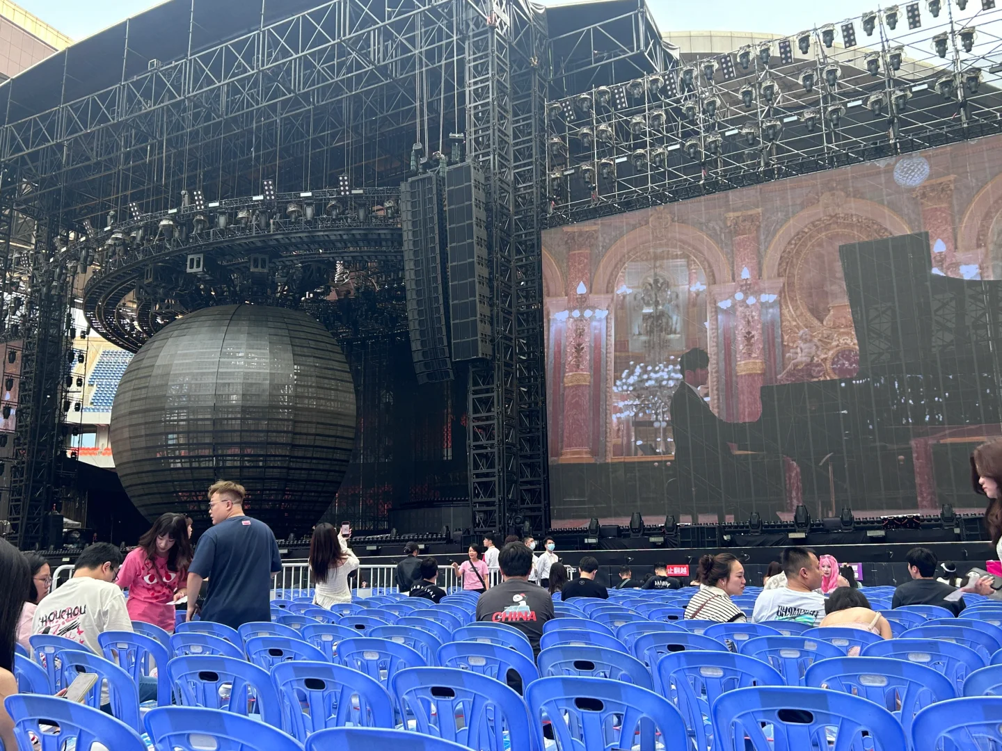 安检机这么脏吗，哈哈?