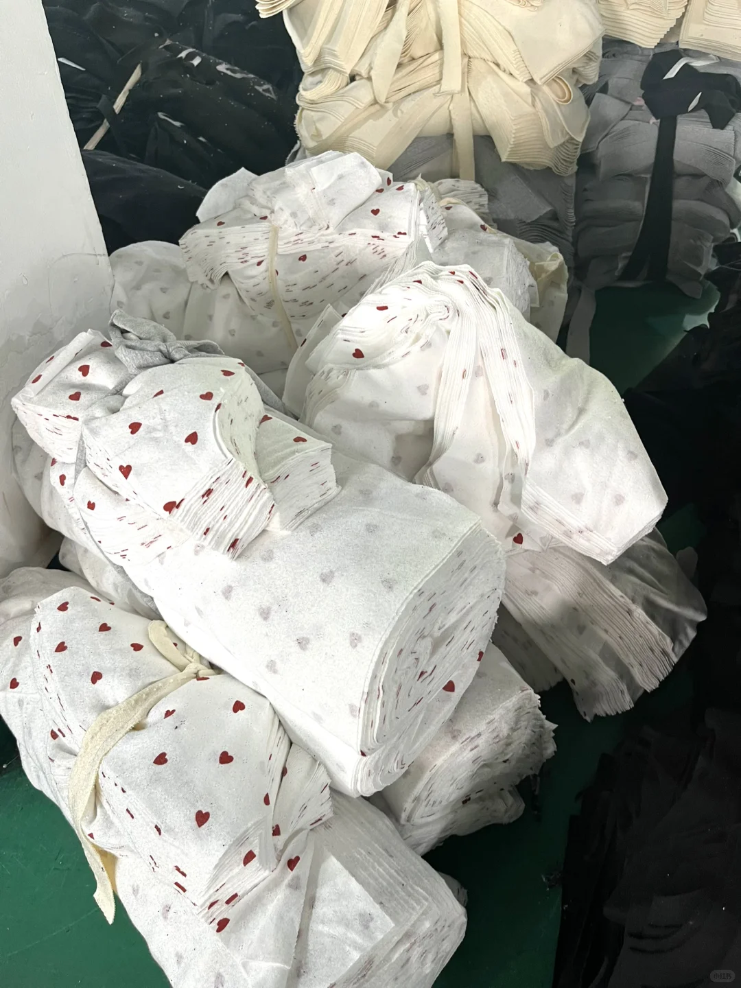 广州服装厂【接精品1件小单定制30件可做】