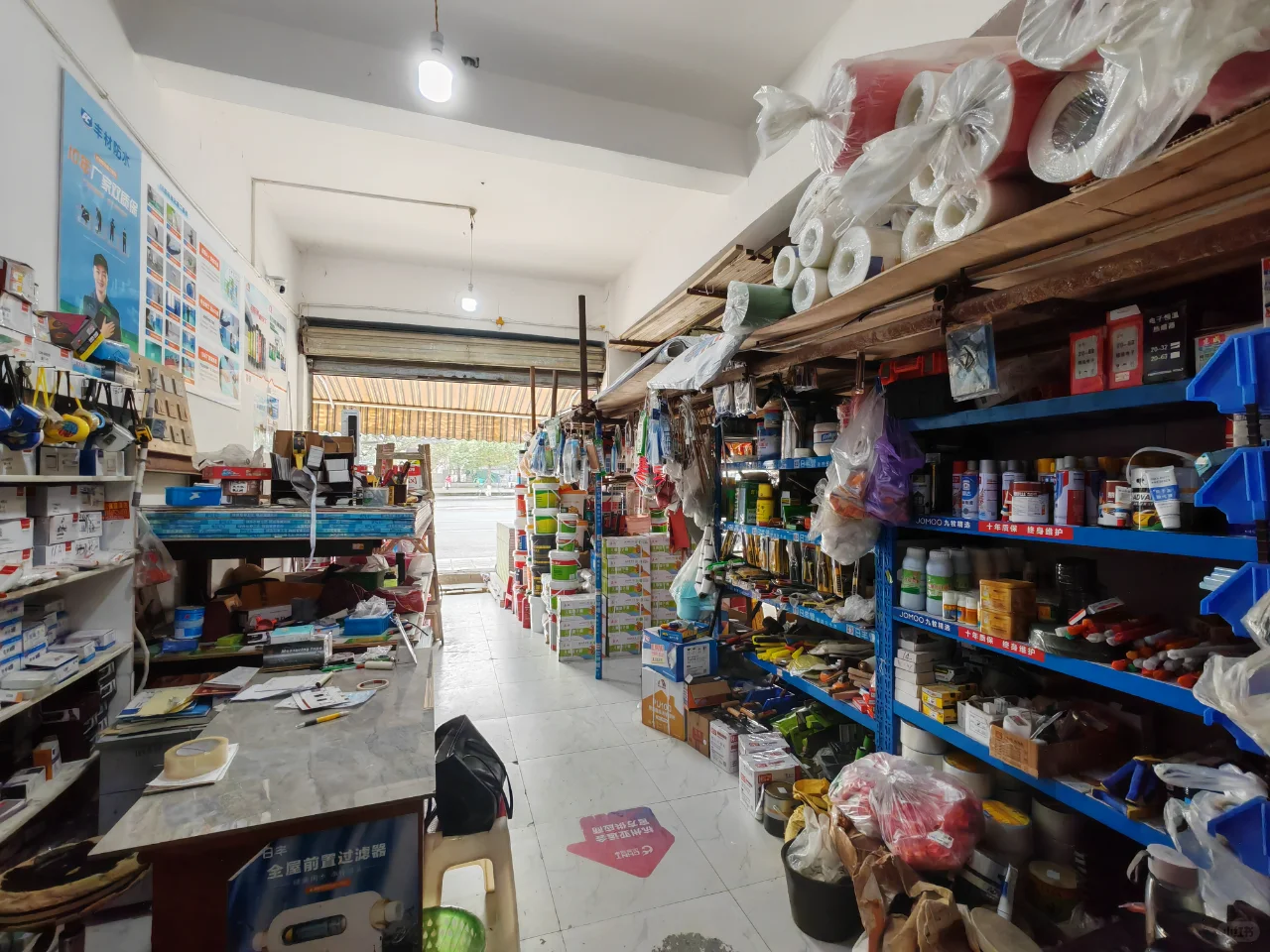 XSY多个大型小区，多年五金建材店低价转让