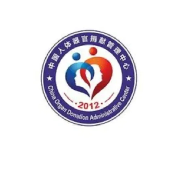 托运排队时一个男生插队,看了眼箱子才明白