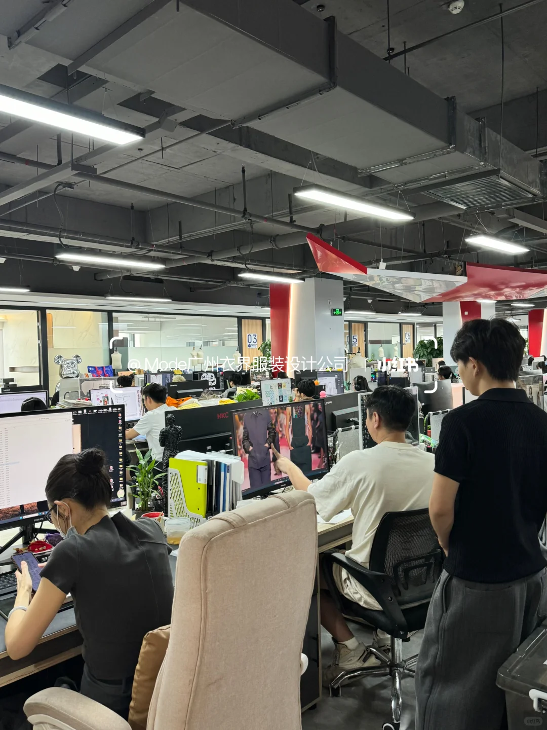 全广州✨服装设计巨头 原创服装设计公司！！