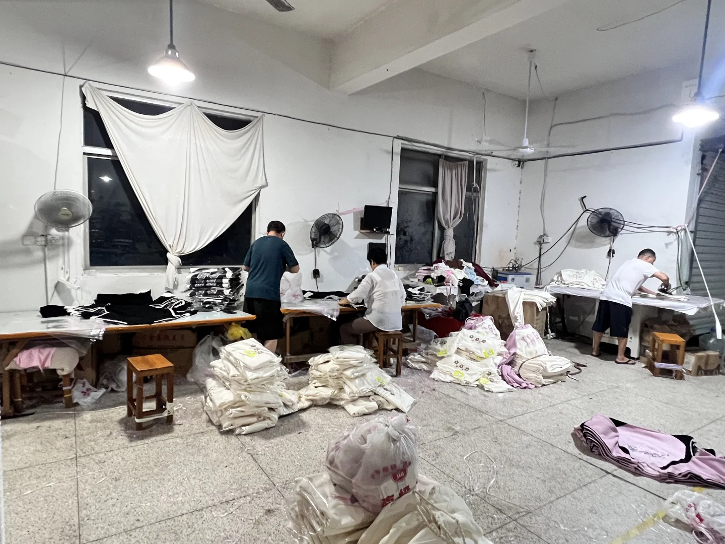 接手爸妈服装厂，没订单，做外贸没头绪怎么办