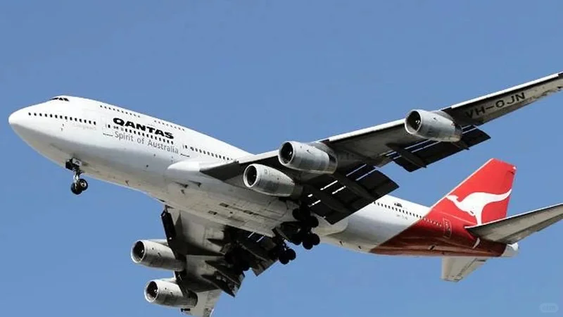 Qantas ✈️ The Fifth Pod