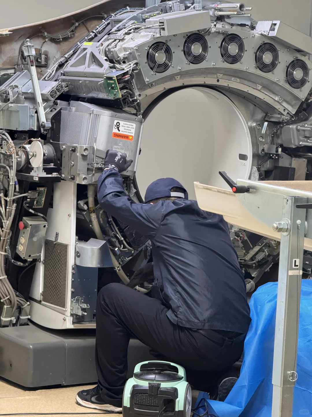 不光人身体机构复杂