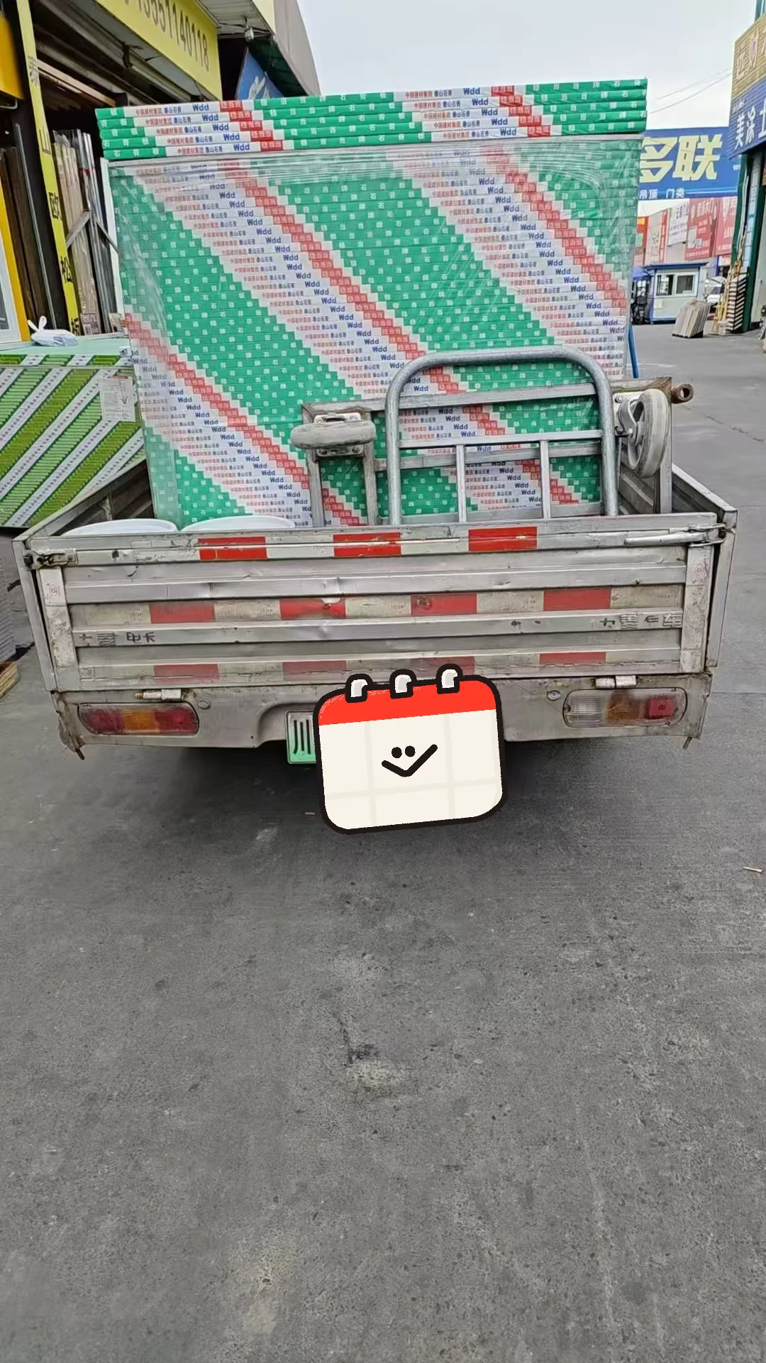 小车拉货，超有力量感～