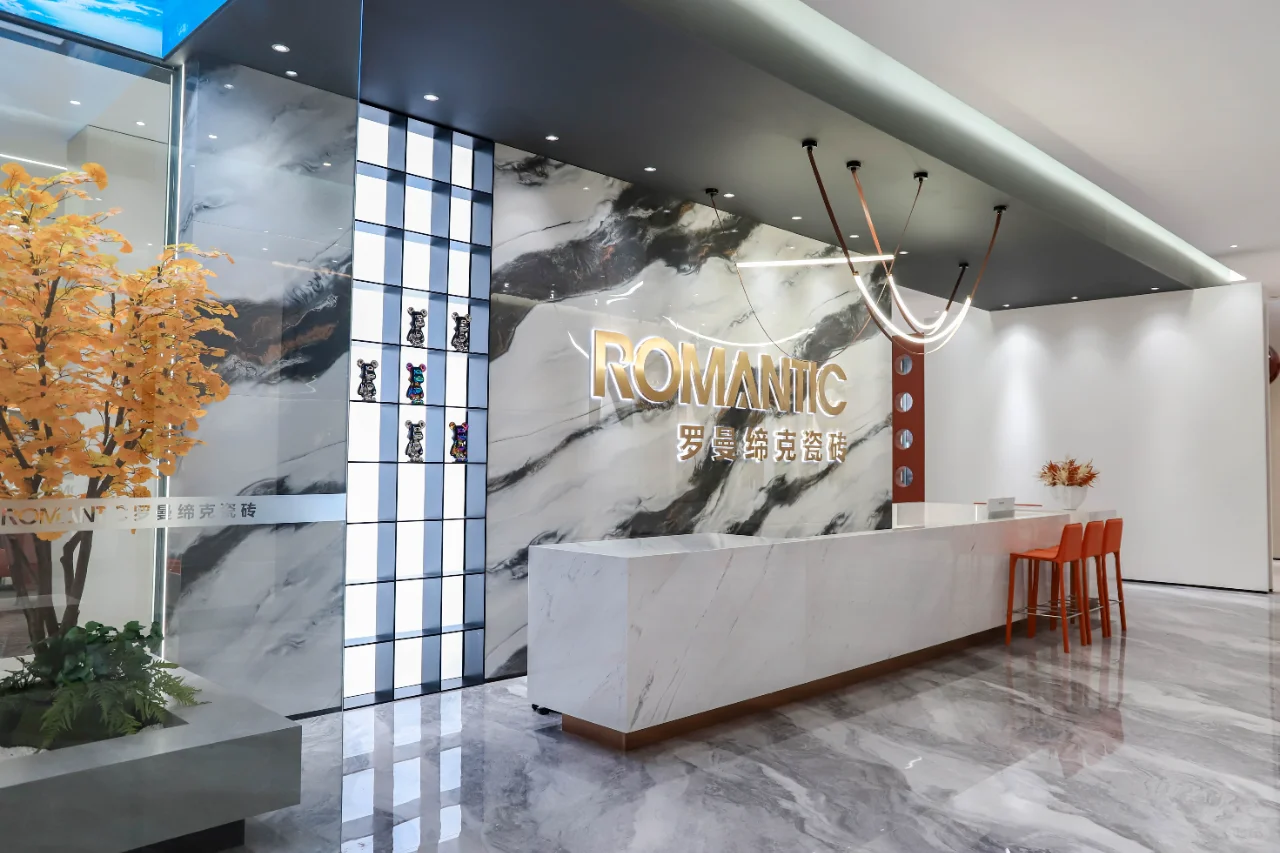 ?瓷砖批发仓库：装修必备，一站式选购！