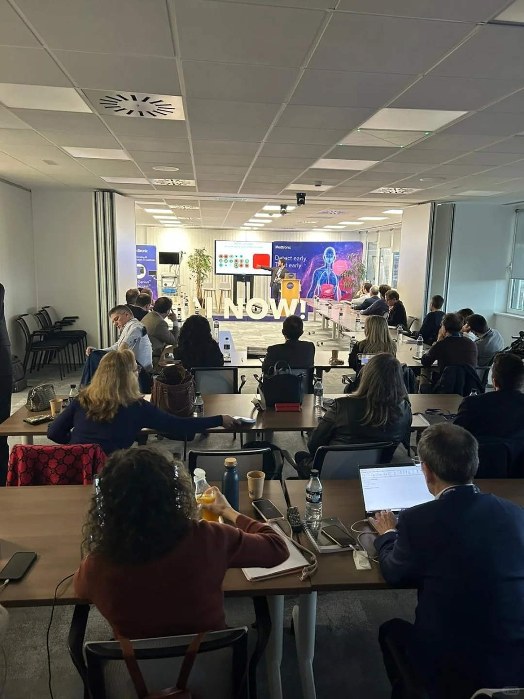 us医疗设备小厂捞人！材料 / 光学等可推