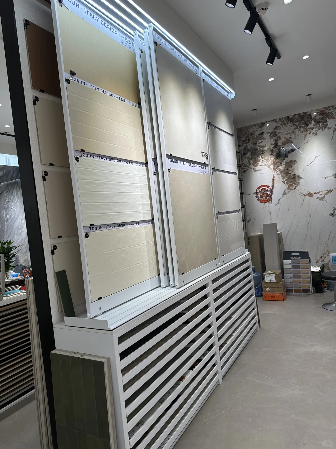 香港装修周末跑深圳采购瓷砖